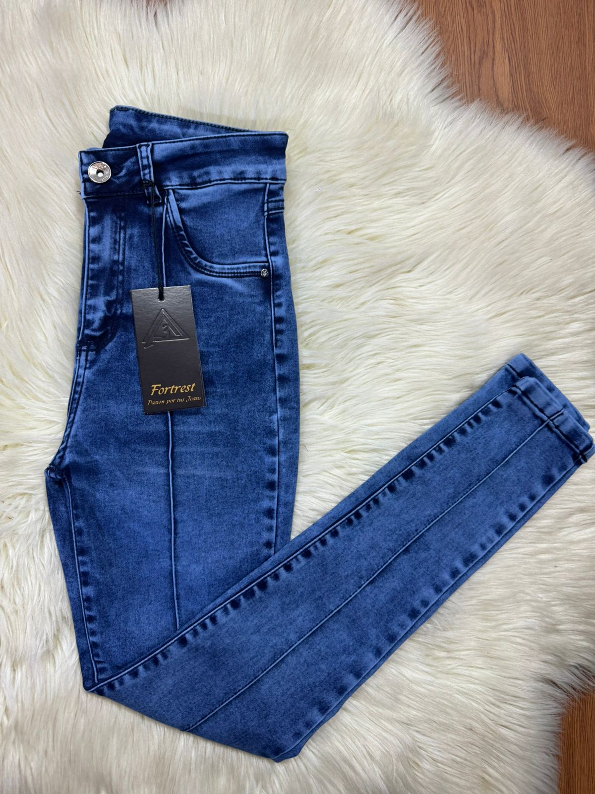 SKINNY BRUNEI FORTREST